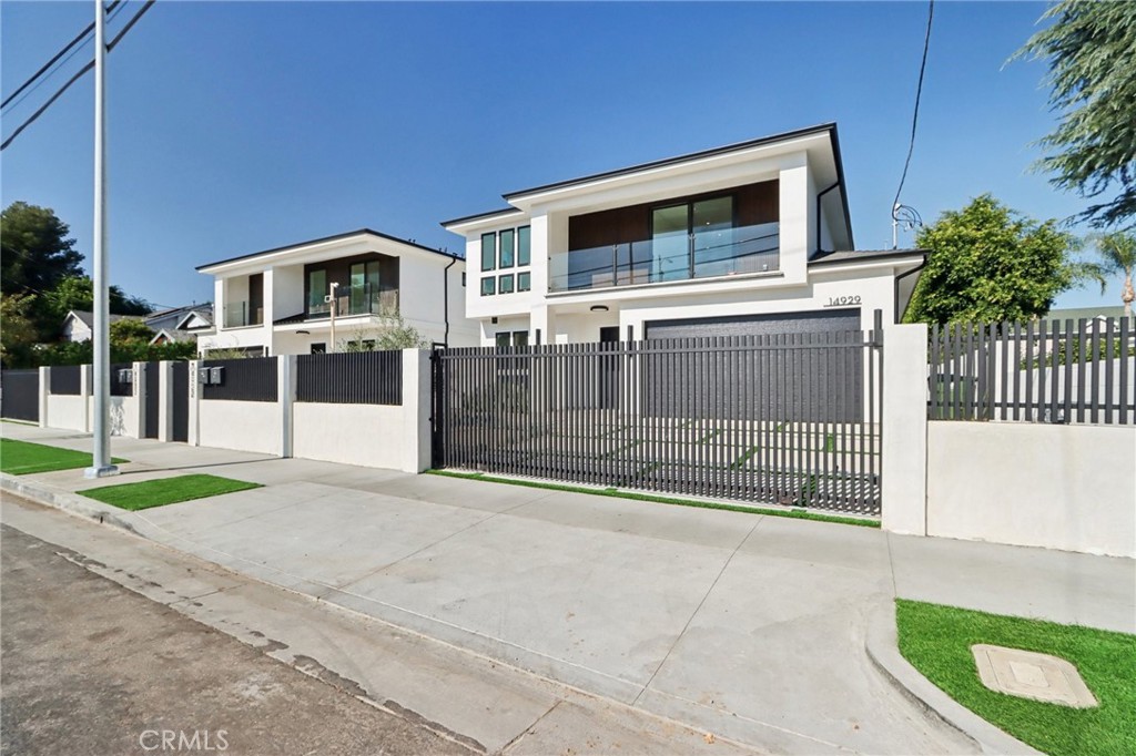 MLS #SR25262644 image #1