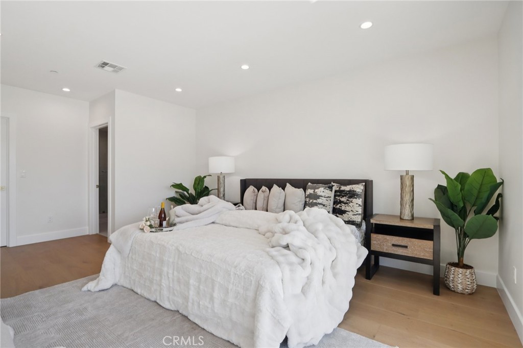 MLS #SR25262644 image #21