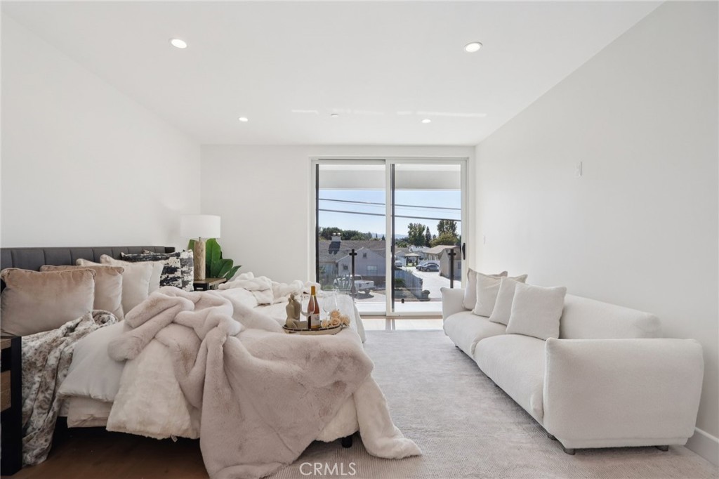 MLS #SR25262644 image #22