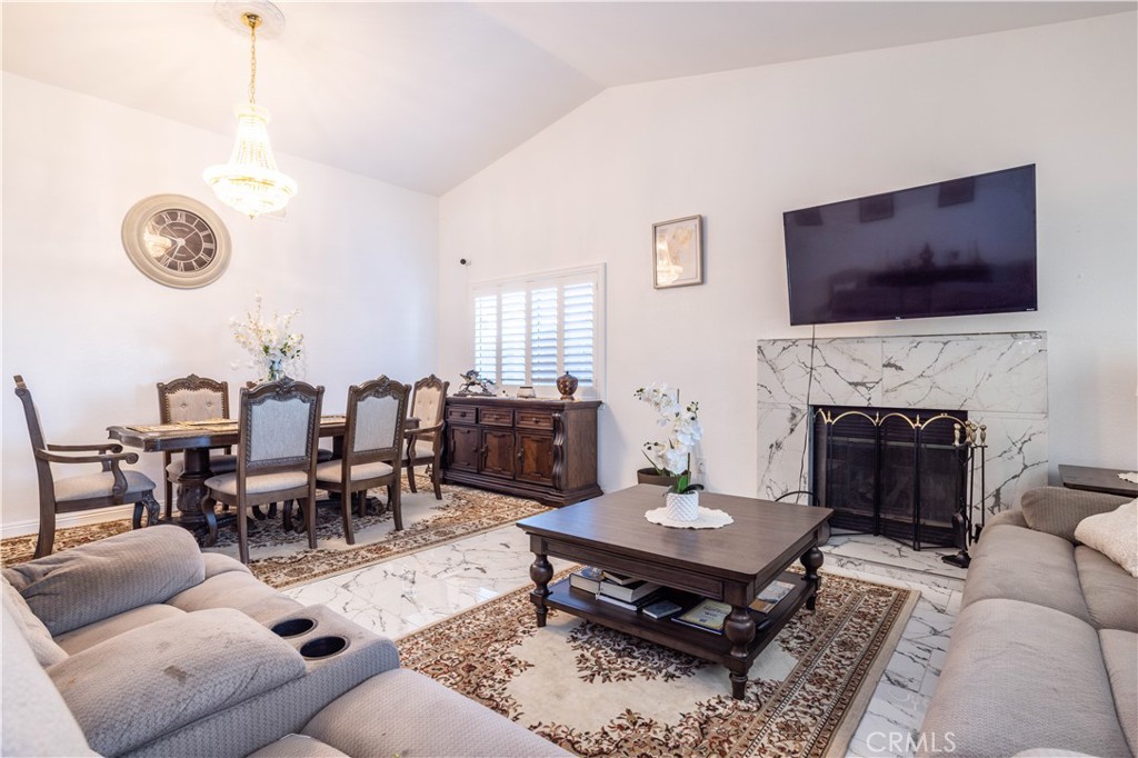 MLS #SR25262651 image #1