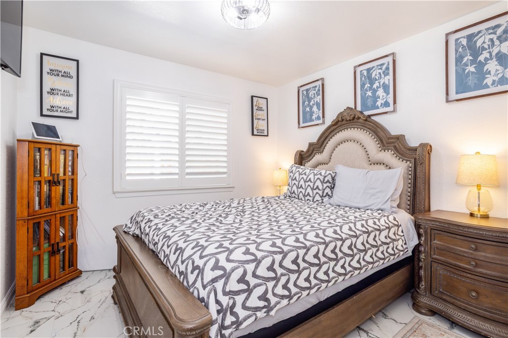 MLS #SR25262651 image #5