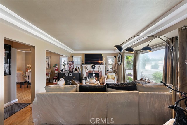 MLS #SR25262664 image #5