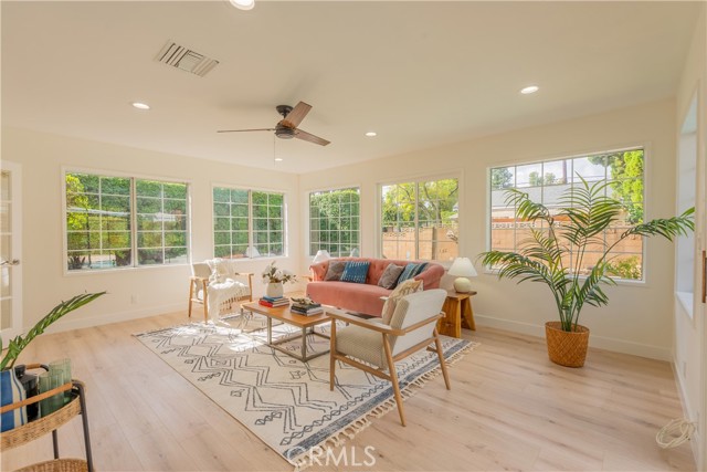 MLS #SR25262670 image #11