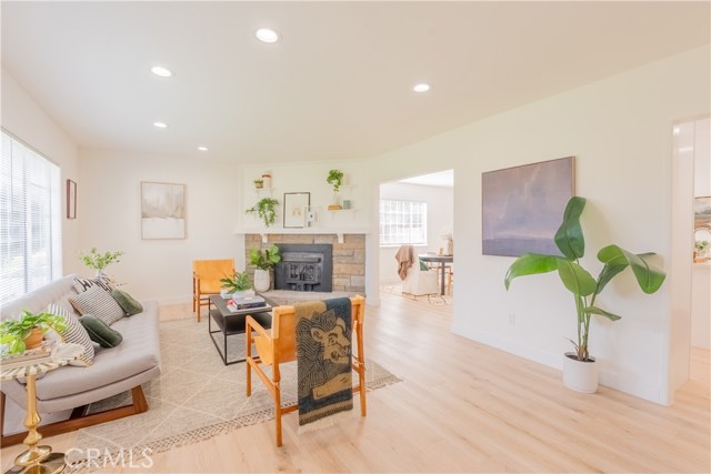 MLS #SR25262670 image #3