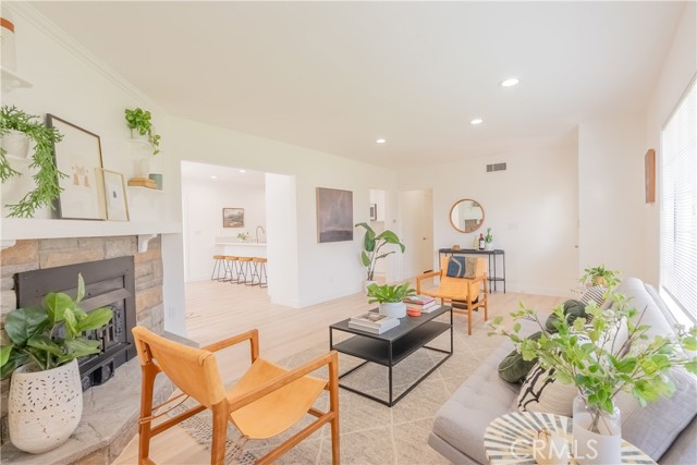 MLS #SR25262670 image #4