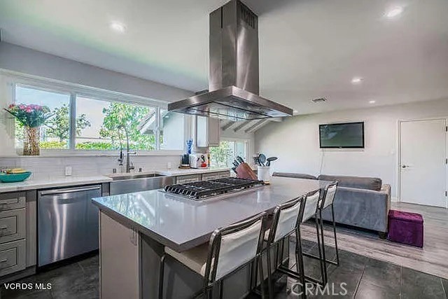 MLS #SR25262673 image #4