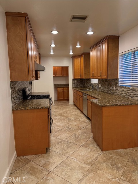 MLS #SR25262735 image #2