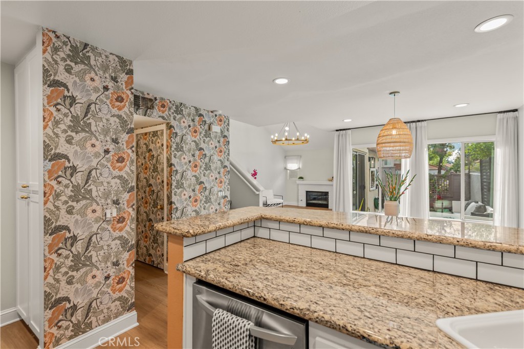 MLS #SR25262741 image #8