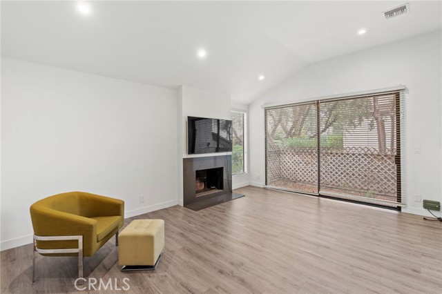 MLS #SR25262762 image #10