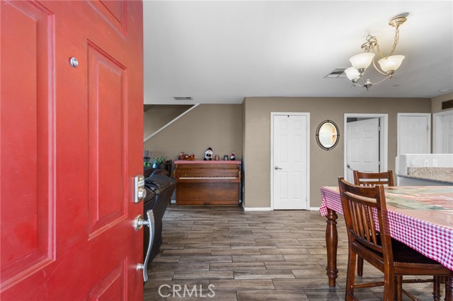 MLS #SR25262800 image #1