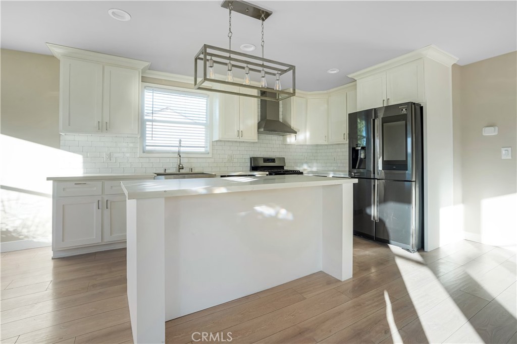 MLS #SR25262811 image #1