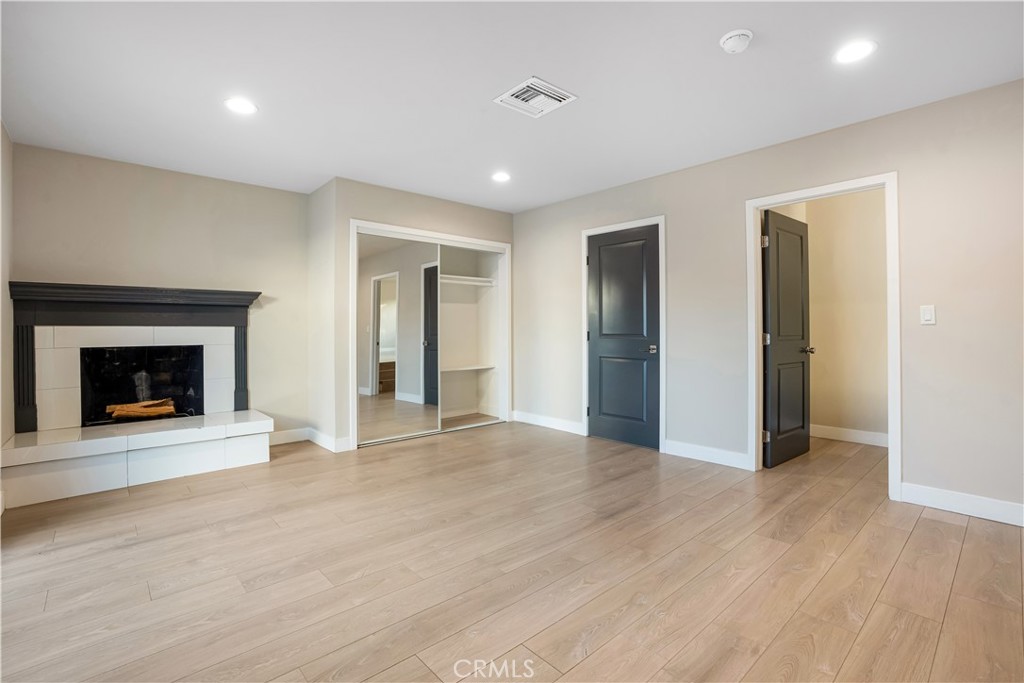 MLS #SR25262811 image #11