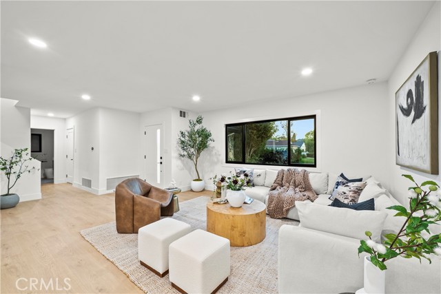 MLS #SR25262818 image #2