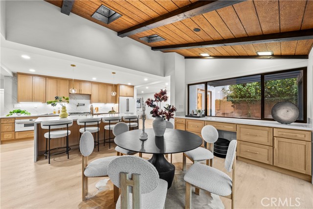 MLS #SR25262818 image #8