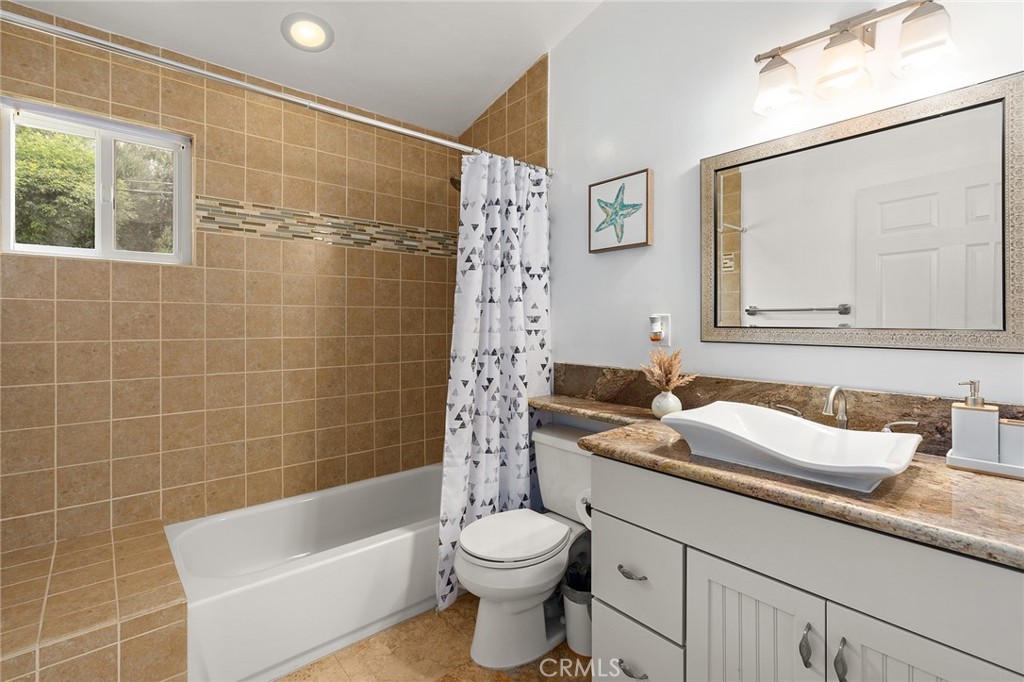 MLS #SR25262896 image #17