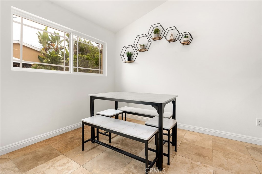 MLS #SR25262896 image #7