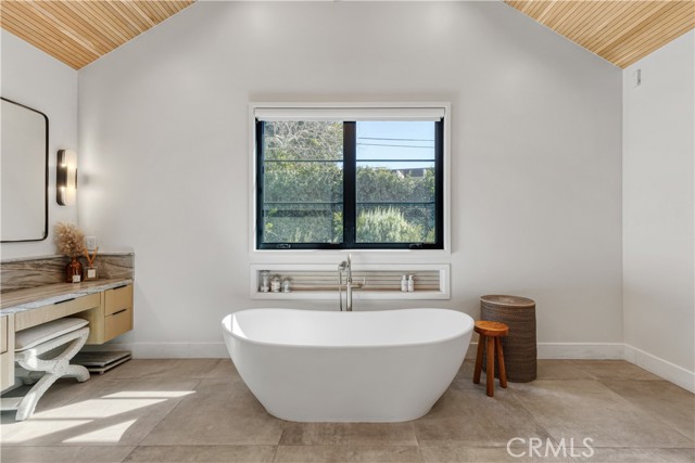 MLS #SR25262941 image #32