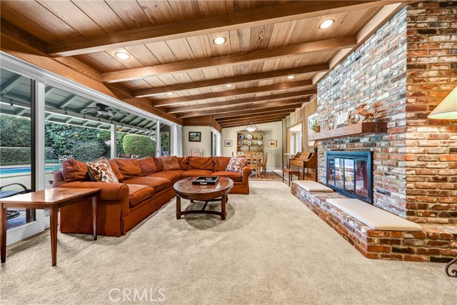 MLS #SR25263007 image #2