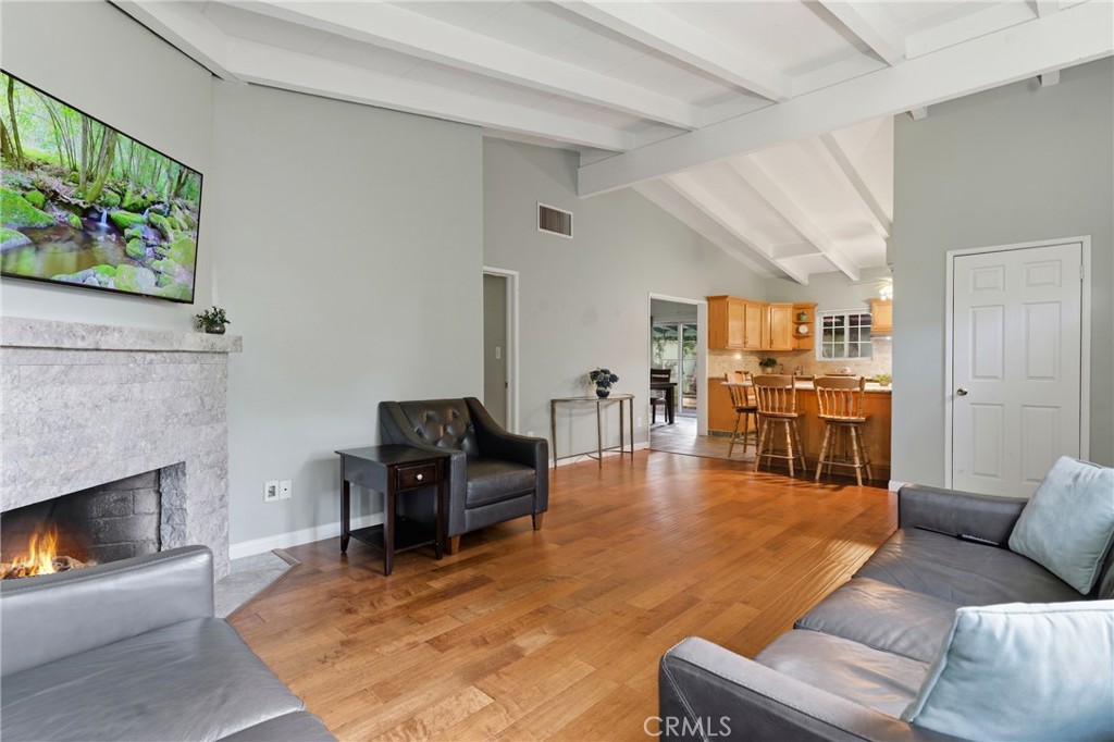 MLS #SR25263018 image #5