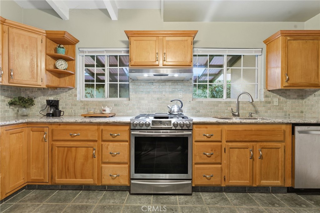 MLS #SR25263018 image #9