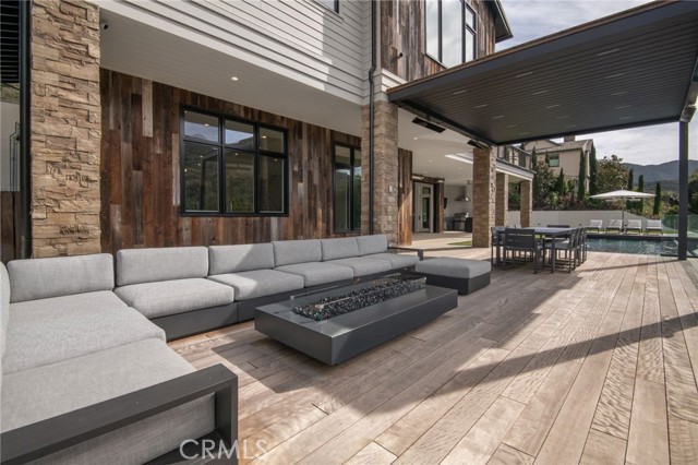 MLS #SR25263077 image #9