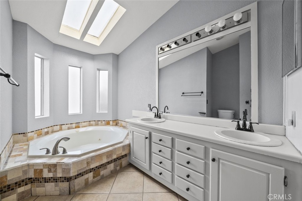 MLS #SR25263099 image #36