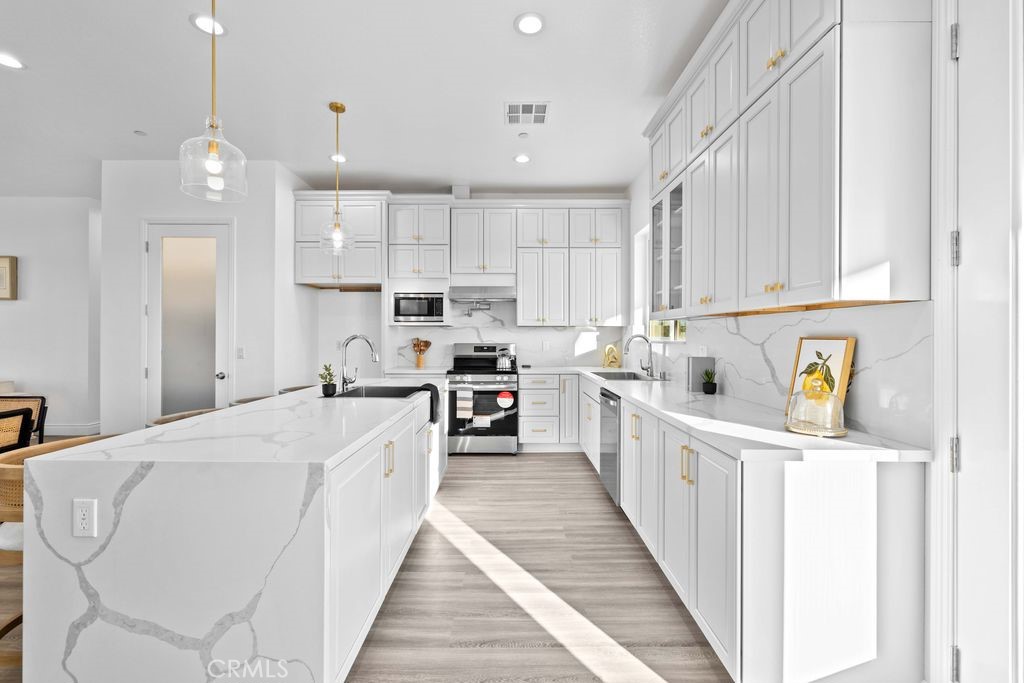 MLS #SR25263105 image #1