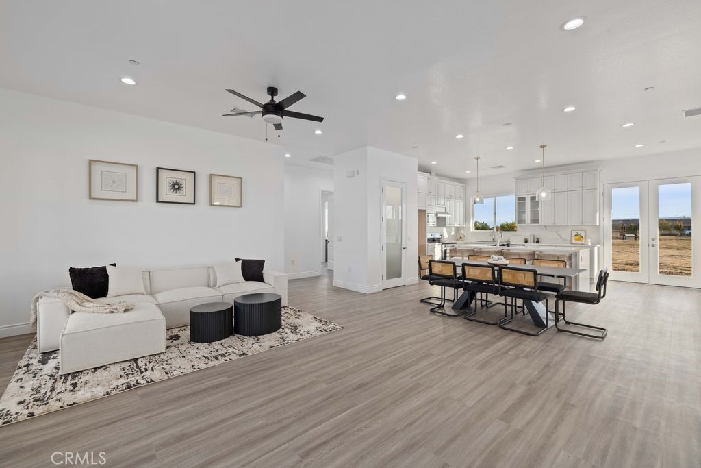 MLS #SR25263105 image #8