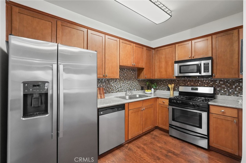 MLS #SR25263193 image #6