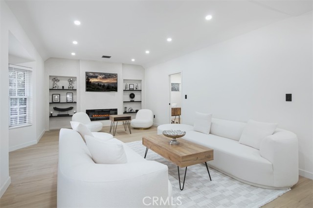 MLS #SR25263250 image #5