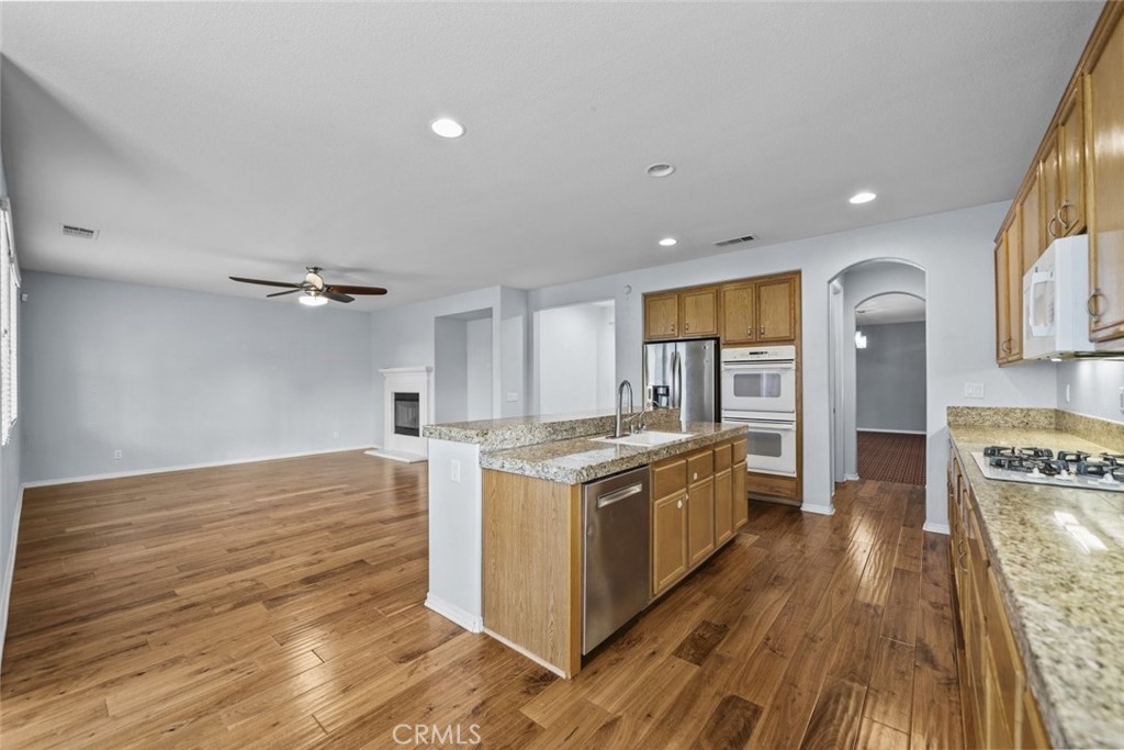 MLS #SR25263275 image #8