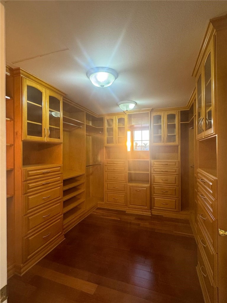 MLS #SR25263348 image #10