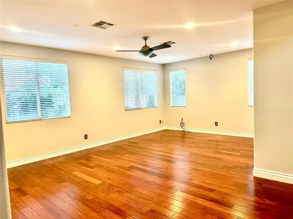 MLS #SR25263348 image #7