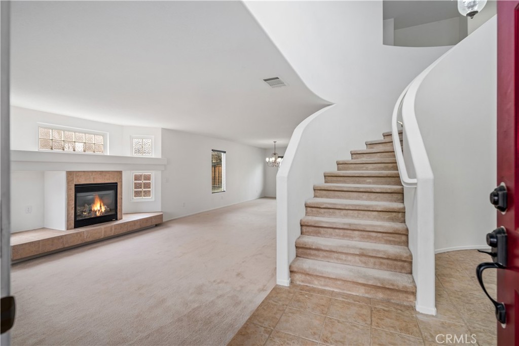 MLS #SR25263356 image #4