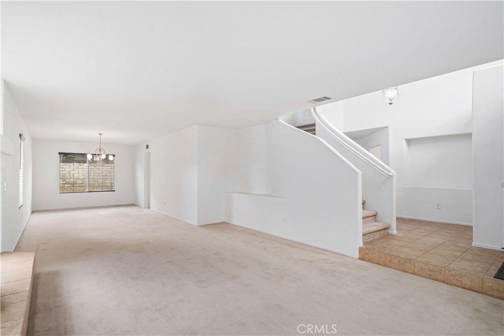 MLS #SR25263356 image #6