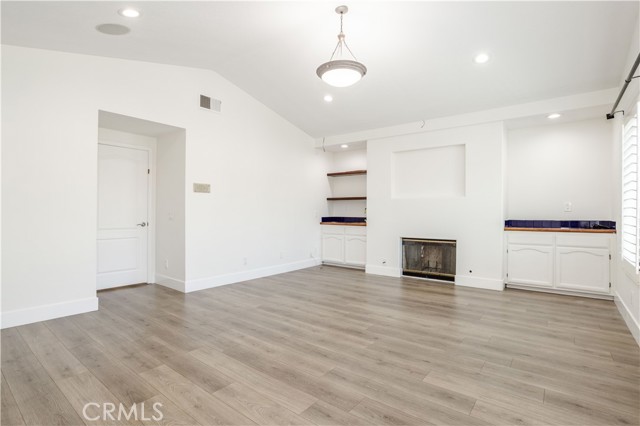 MLS #SR25263359 image #14