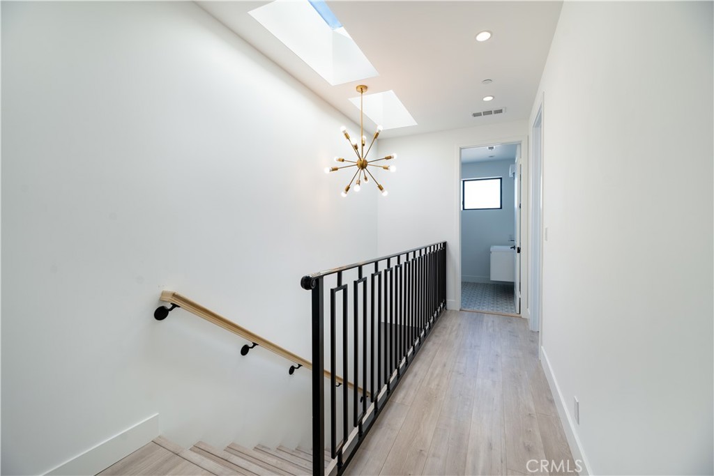 MLS #SR25263440 image #10