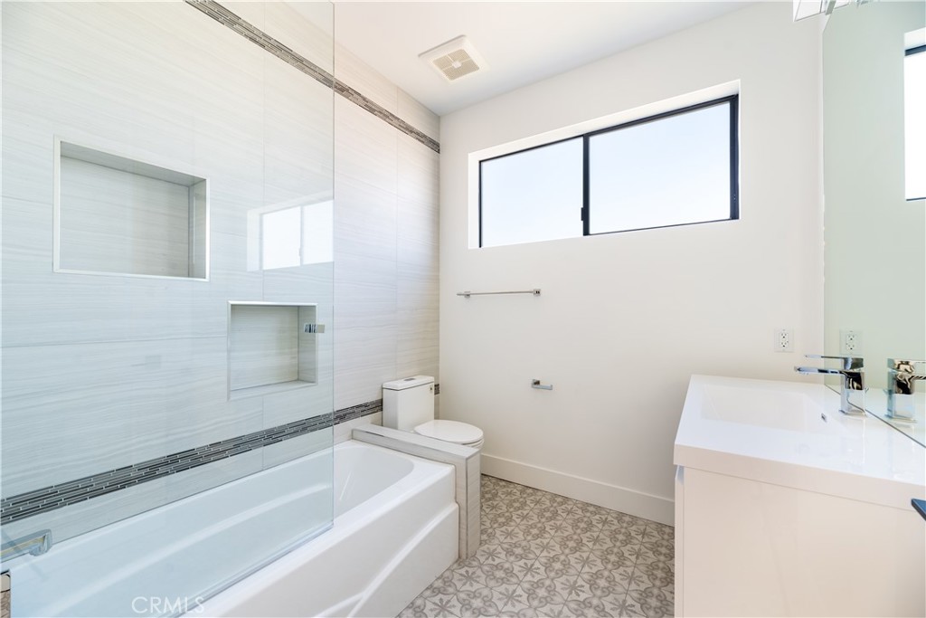 MLS #SR25263440 image #16