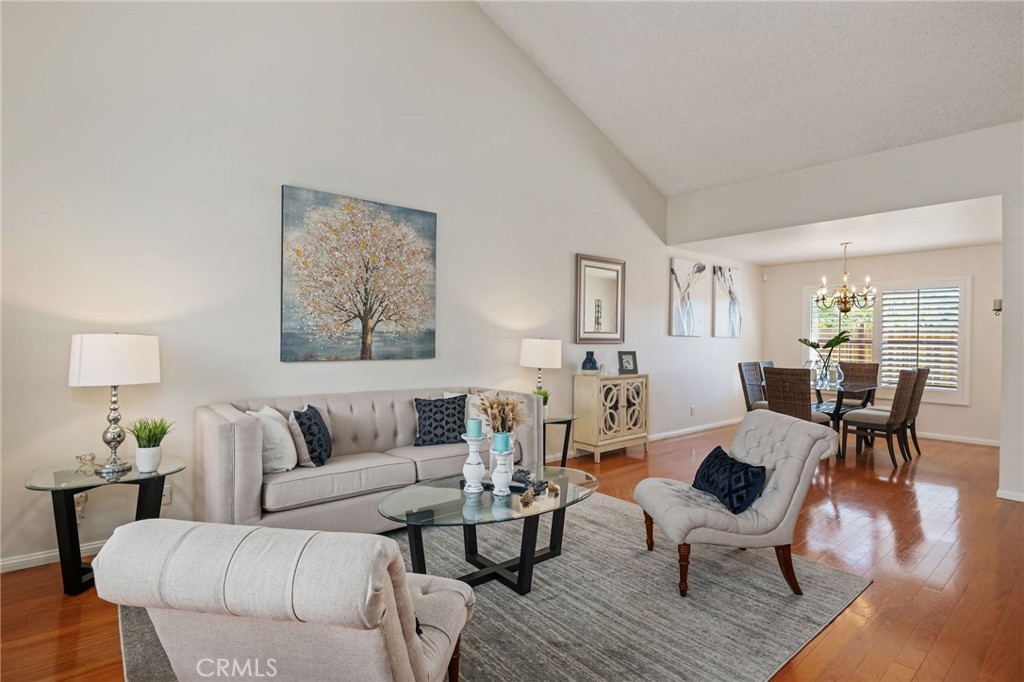 MLS #SR25263453 image #1