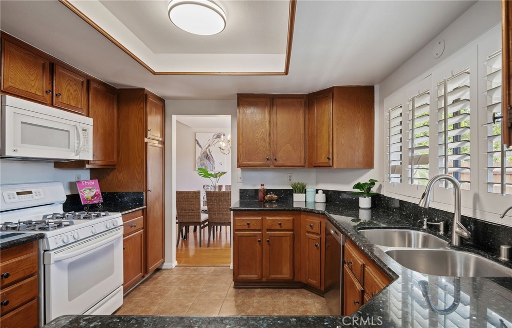 MLS #SR25263453 image #7