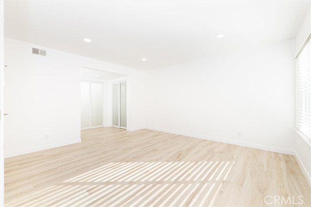 MLS #SR25263461 image #10