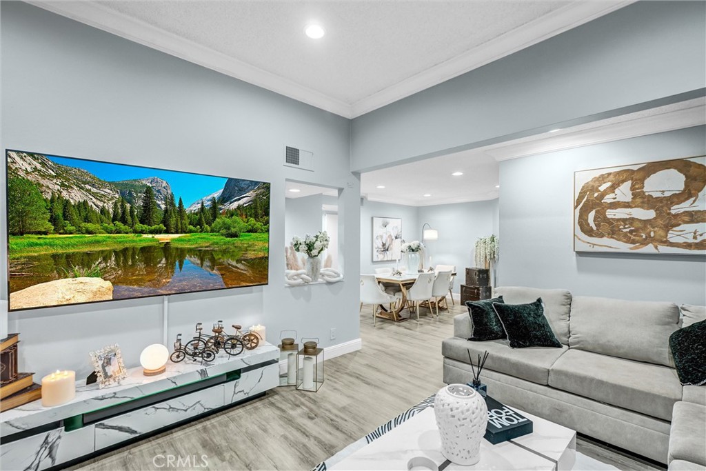 MLS #SR25263538 image #14