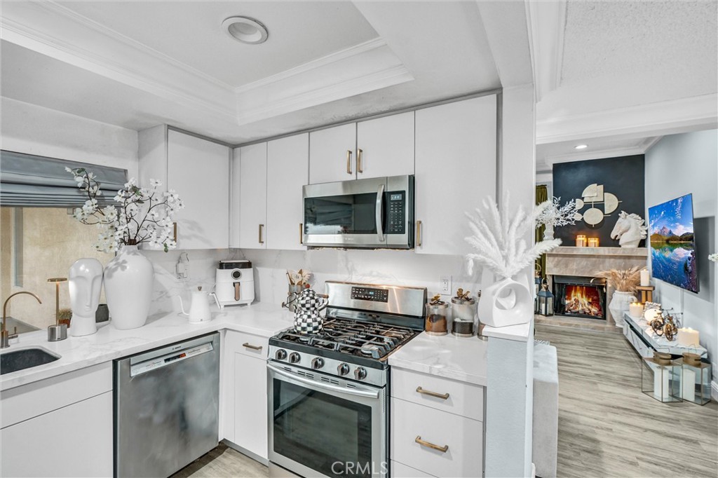 MLS #SR25263538 image #4