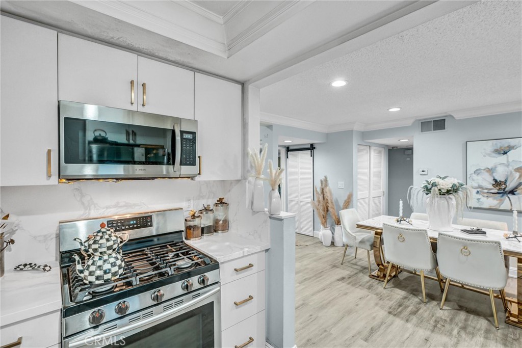 MLS #SR25263538 image #5