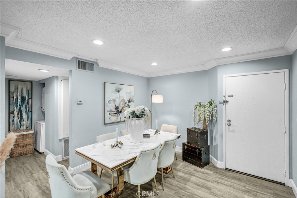 MLS #SR25263538 image #6