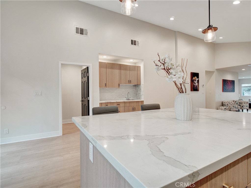 MLS #SR25263558 image #14