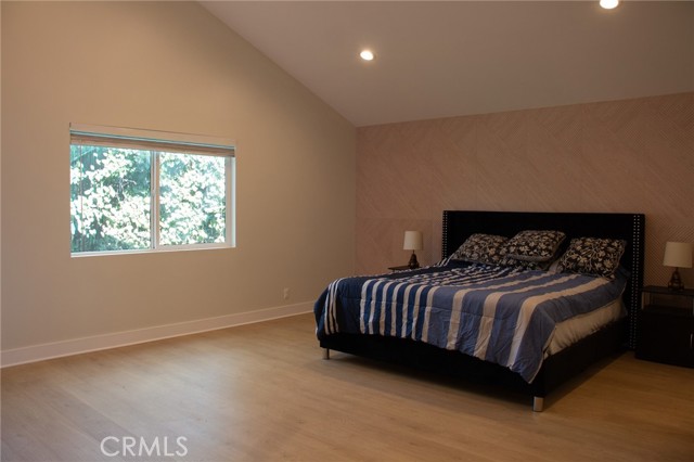 MLS #SR25263558 image #3