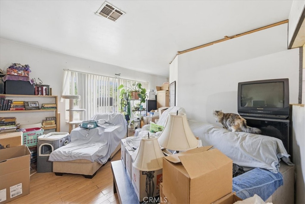 MLS #SR25263568 image #4