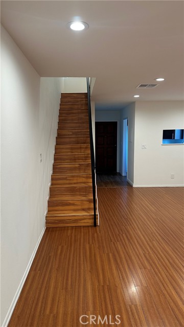 MLS #SR25263574 image #1