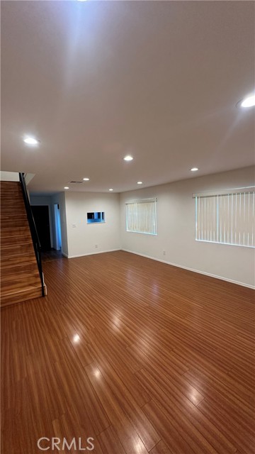 MLS #SR25263574 image #7